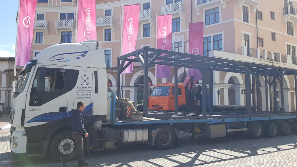 В Сочи на погрузке В Сочи на погрузке